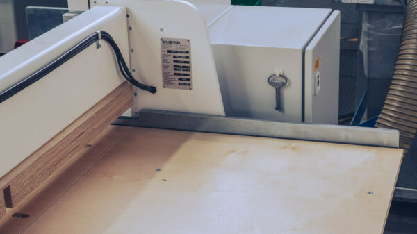 KUPER FSH 3120 Veneer Saw gallery photo