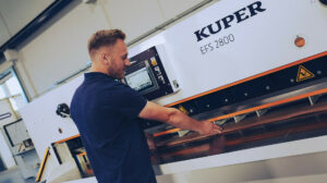 KUPER EFS 2800 Veneer Guillotine thumbnail photo