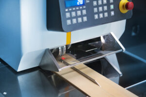 KUPER FLI 1000 Lateral Veneer Splicing Machine thumbnail photo