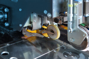 KUPER FLI 1000 Lateral Veneer Splicing Machine thumbnail photo