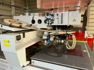 Used Vector Revolution 180 CNC photo